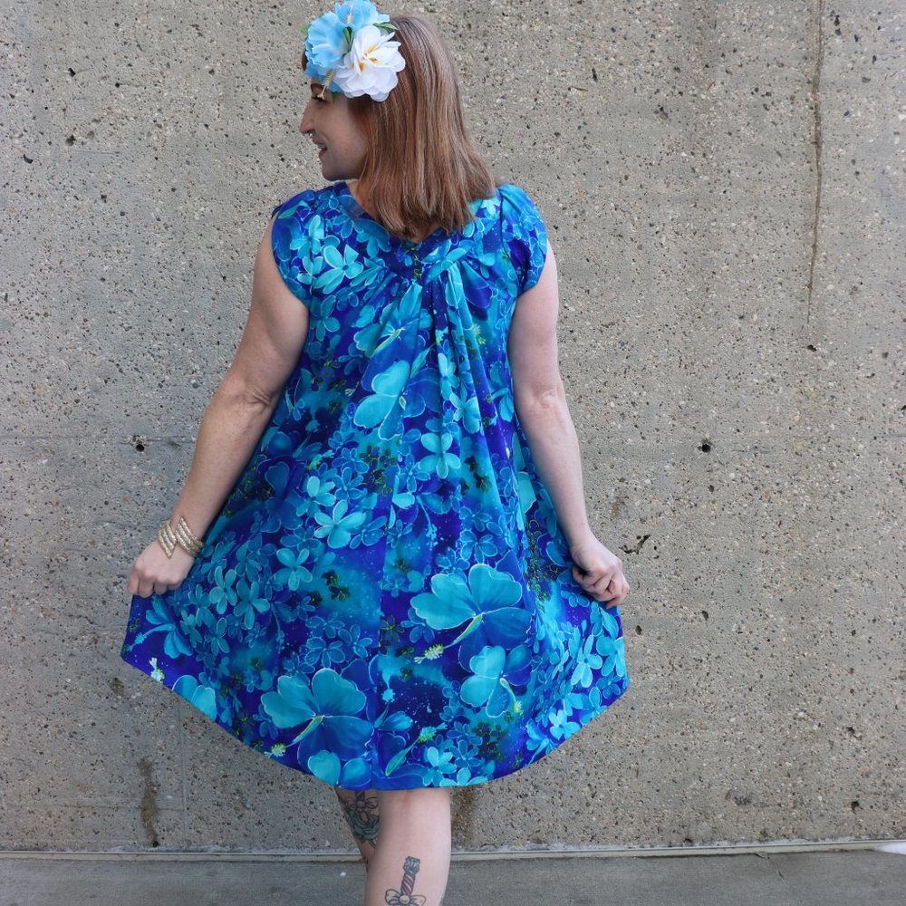 1970s hibiscus Hawaiian muu muu - Picture 6 of 7